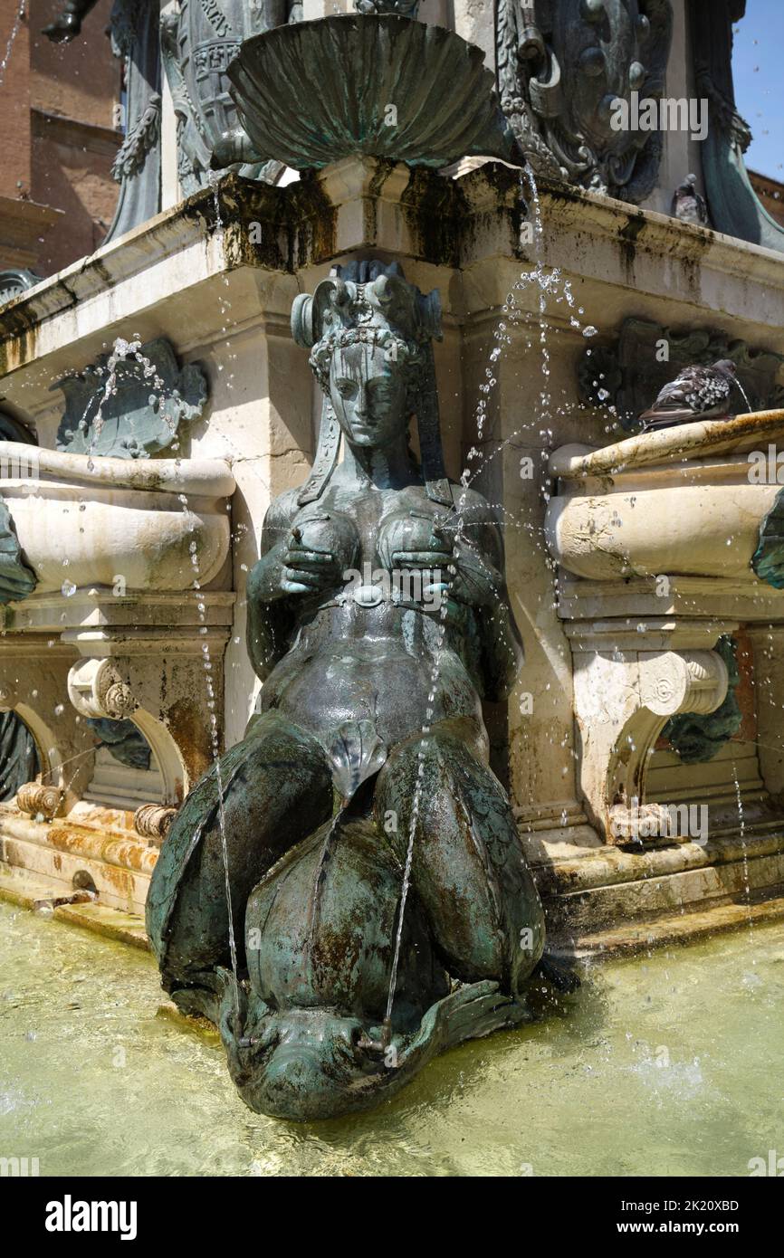 Nereid détail de Giambolognas Neptune Fountain Bologna Italie Banque D'Images