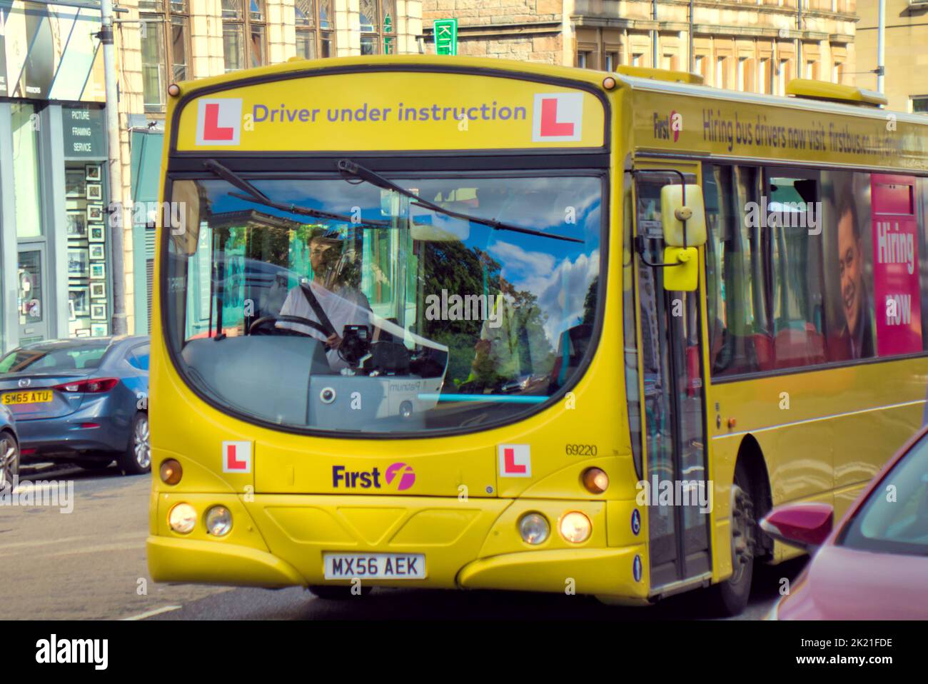 Premier bus Glasgow conducteur d'autobus apprenant Glasgow, Écosse, Royaume-Uni Banque D'Images