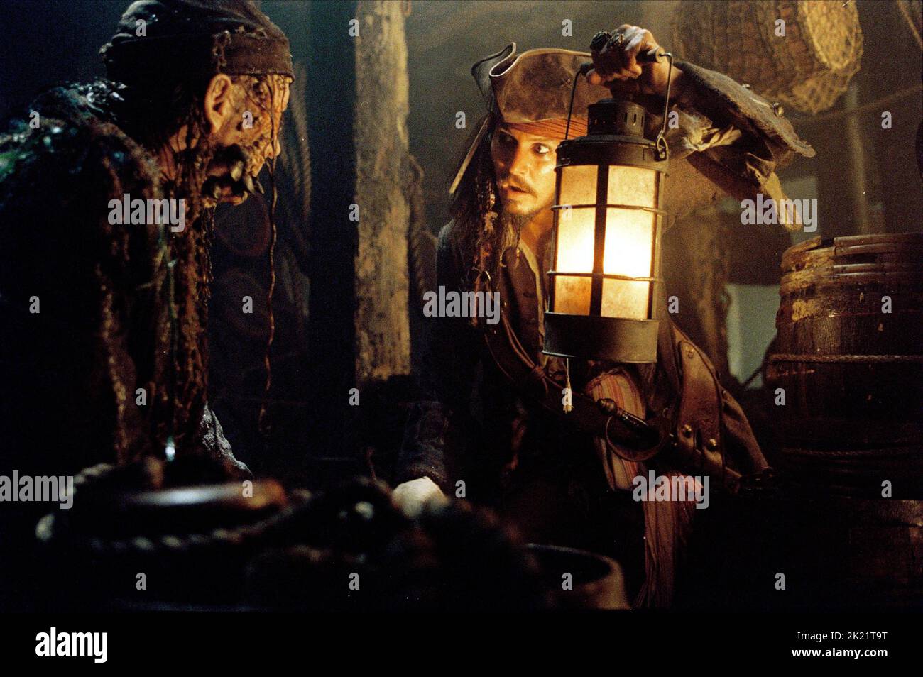 JOHNNY DEPP, PIRATES DES CARAÏBES : DEAD MAN'S CHEST, 2006 Banque D'Images