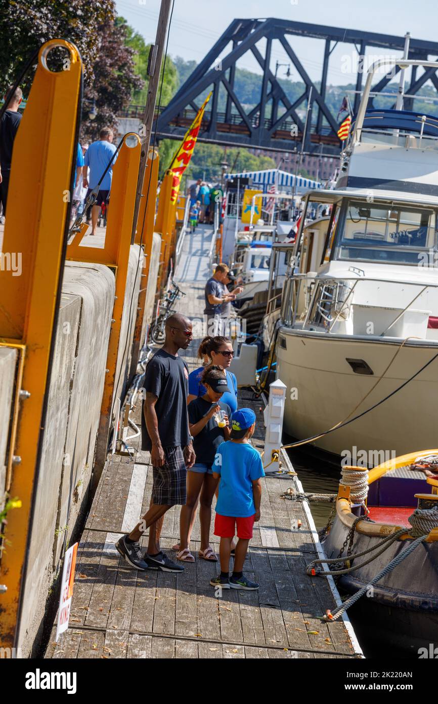Festival et Roundup annuels des bateaux à moteur, sur le canal Érié, Waterford, New York Banque D'Images