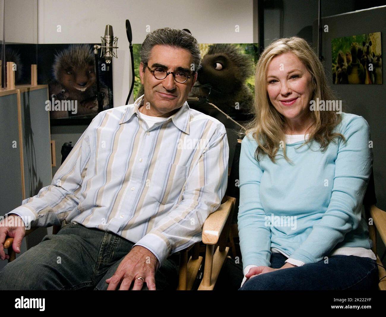 EUGENE LEVY, Catherine O'HARA, par-dessus la haie, 2006 Banque D'Images