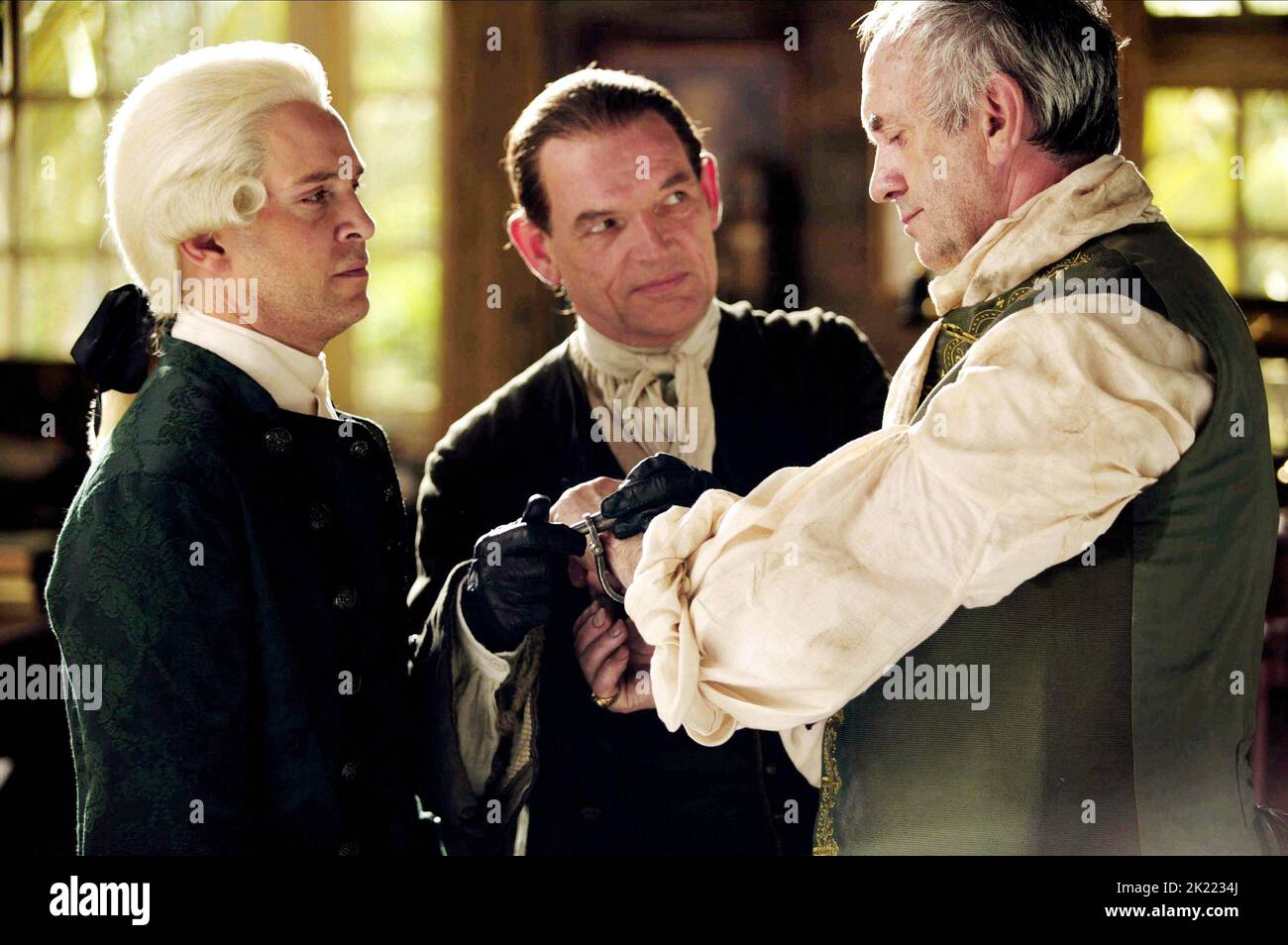TOM HOLLANDER, DAVID SCHOFIELD, Jonathan Pryce, PIRATES OF THE CARIBBEAN : DEAD MAN'S CHEST, 2006 Banque D'Images