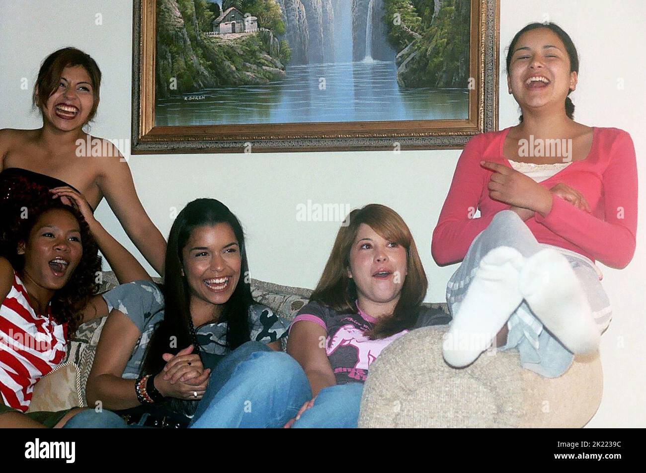 LISETTE AVILA, ARIS TAYLOR, ALICIA SIXTOS, REBECCA LOPEZ, EMILY RIOS, QUINCEANERA, 2006 Banque D'Images