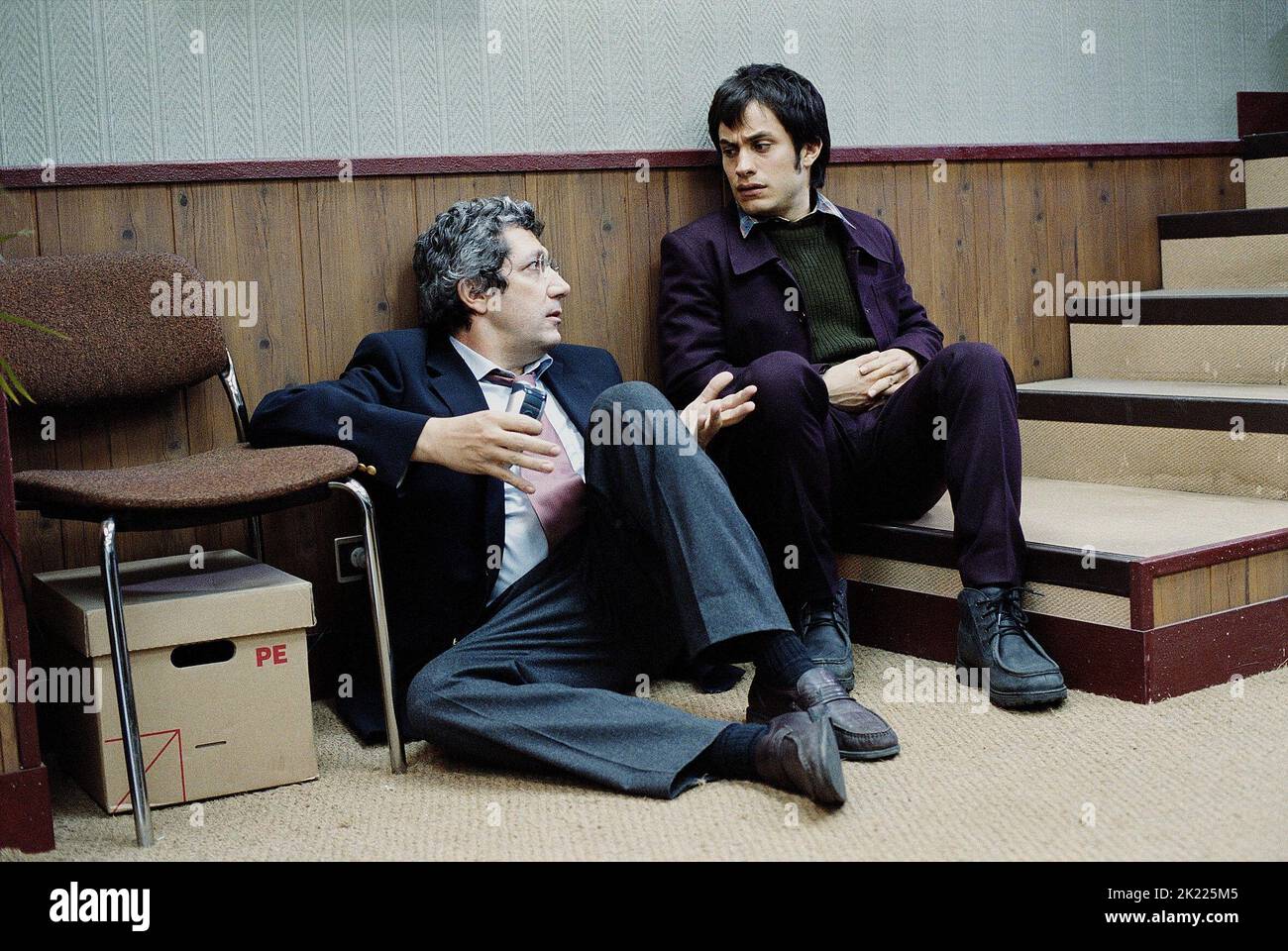 ALAIN CHABAT, Gael Garcia Bernal, LA SCIENCE DES RÊVES, 2006 Banque D'Images