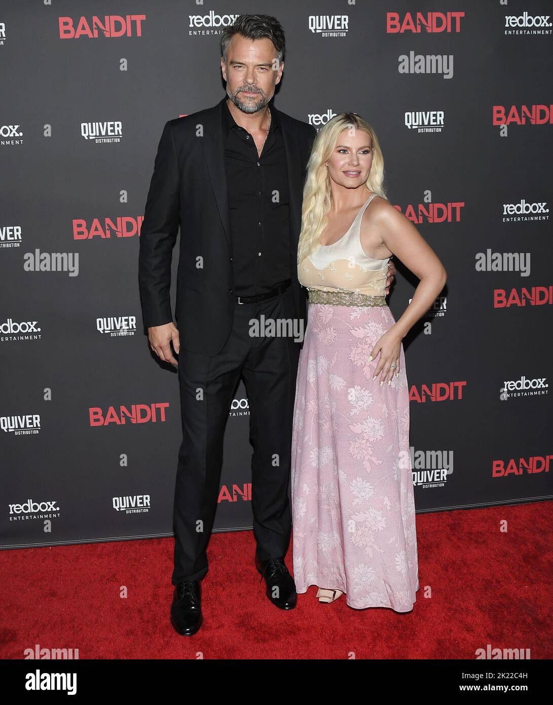 Los Angeles, États-Unis. 21st septembre 2022. (G-D) Josh Duhamel et Elisha Cuthbert à la première mondiale BANDIT tenue à l'or harmonie à Los Angeles, CA le mercredi, ?21 septembre 2022. (Photo par Sthanlee B. Mirador/Sipa USA) crédit: SIPA USA/Alay Live News Banque D'Images