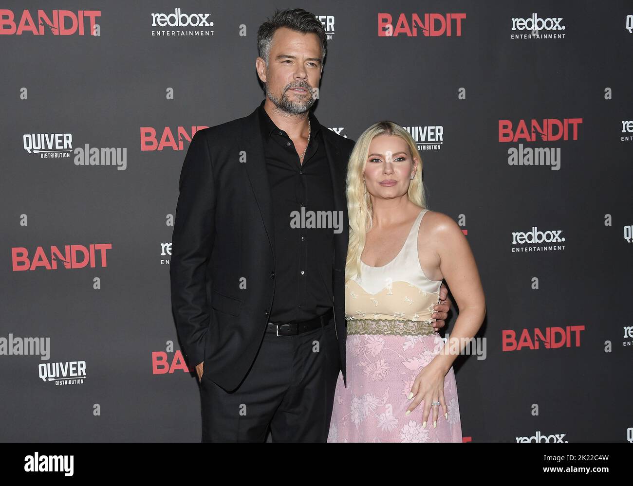 Los Angeles, États-Unis. 21st septembre 2022. (G-D) Josh Duhamel et Elisha Cuthbert à la première mondiale BANDIT tenue à l'or harmonie à Los Angeles, CA le mercredi, ?21 septembre 2022. (Photo par Sthanlee B. Mirador/Sipa USA) crédit: SIPA USA/Alay Live News Banque D'Images