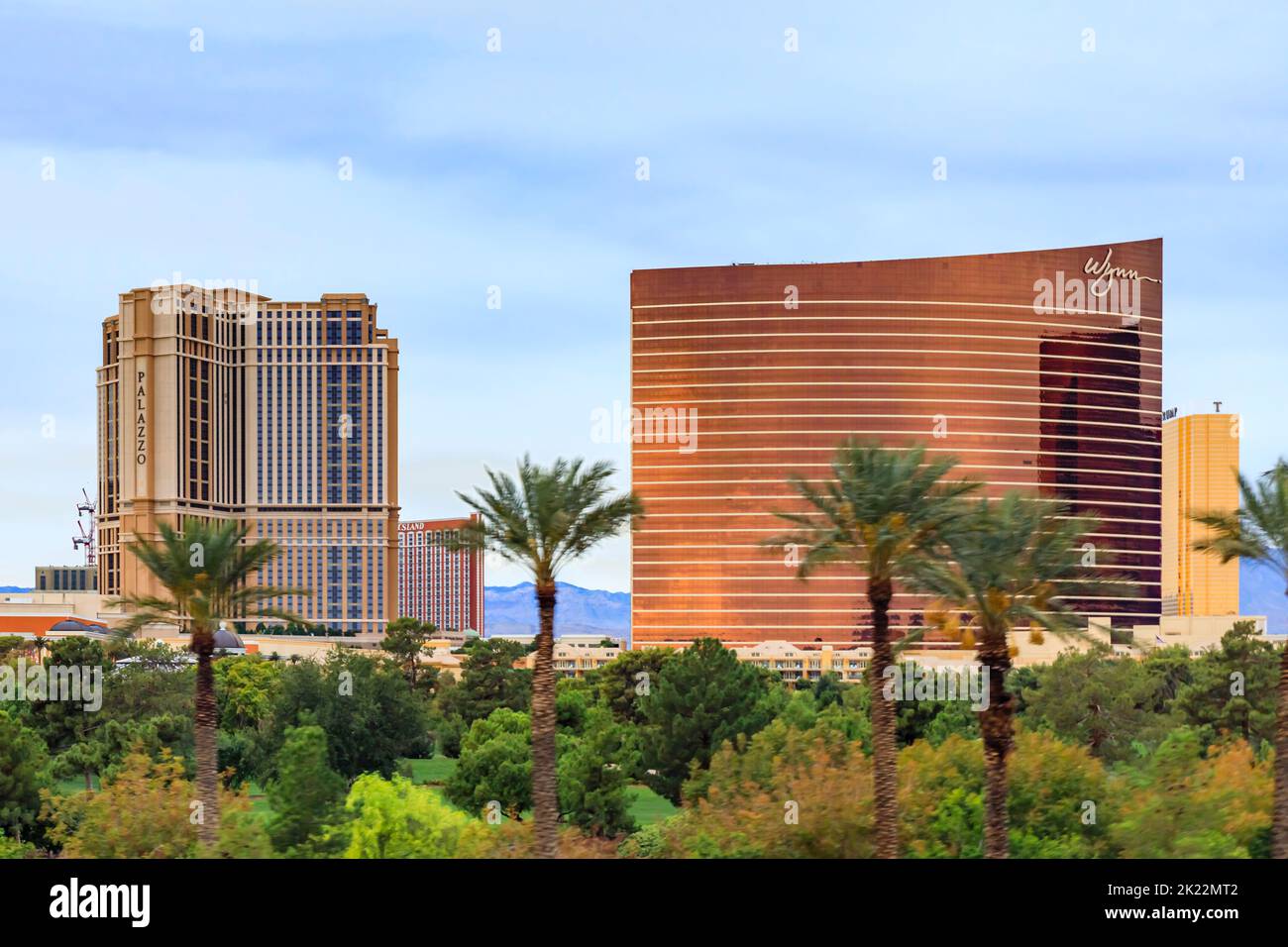 Las Vegas, Nevada, Etats-Unis - 24 octobre 2021: Les bâtiments et les casinos sur le Strip, le centre ville de Las Vegas paysage urbain Banque D'Images