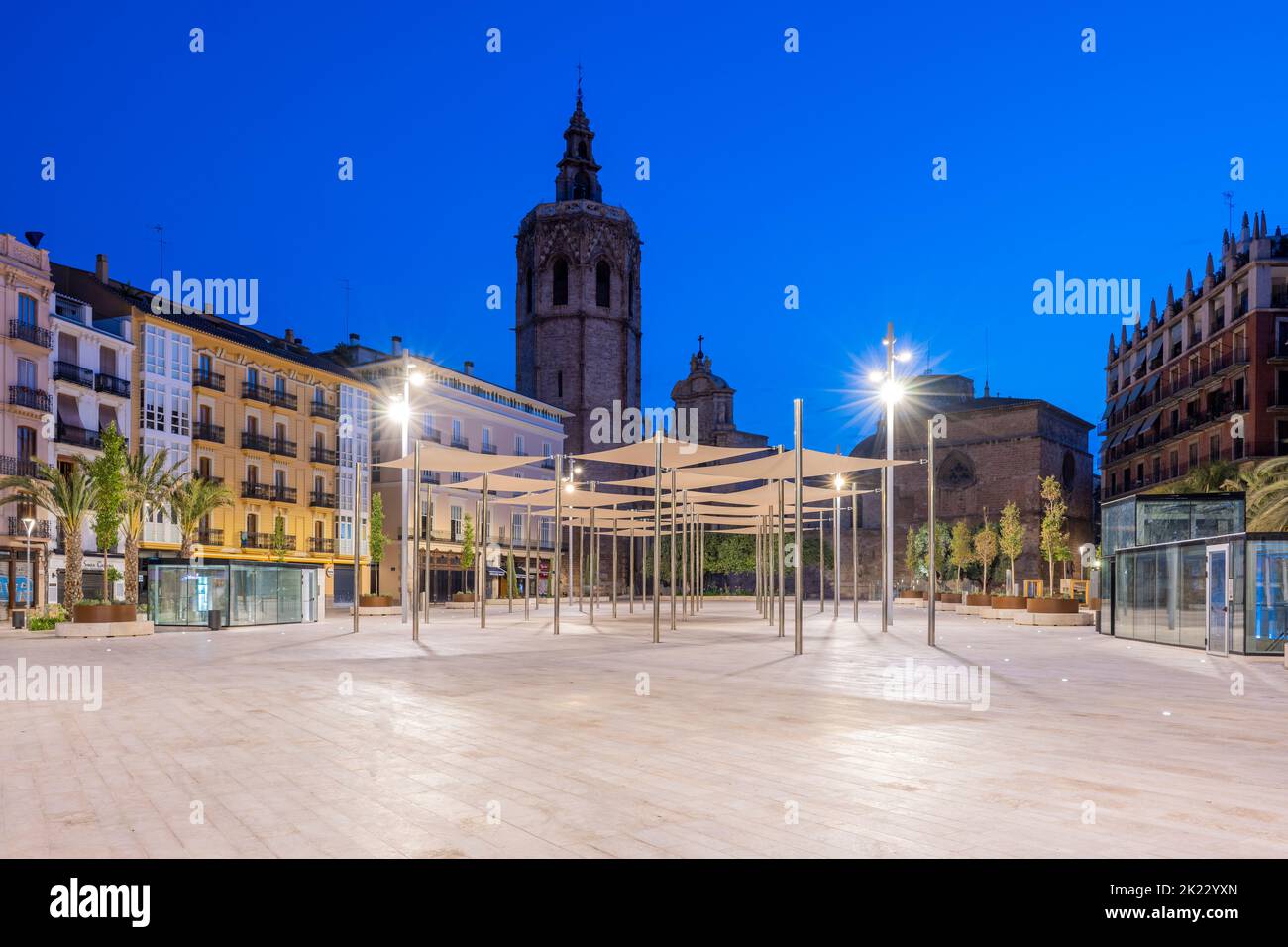 Plaza de la Reina et clocher Micalet, Valence, Communauté Valencienne, Espagne Banque D'Images