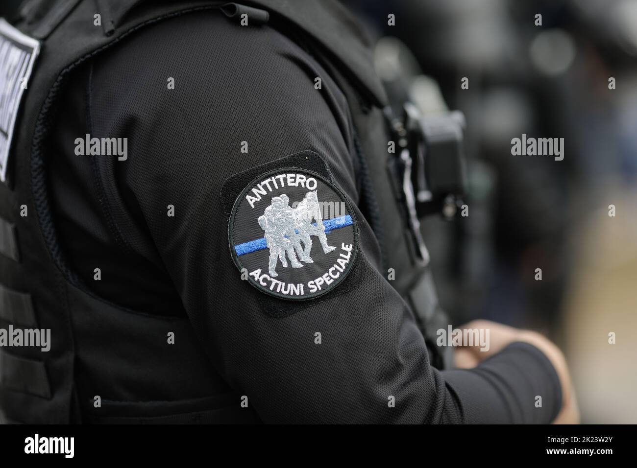 Sarulesti, Roumanie - 22 septembre 2022: Détails avec la brigade anti-terroriste du jandami roumain (police anti-émeute). Banque D'Images