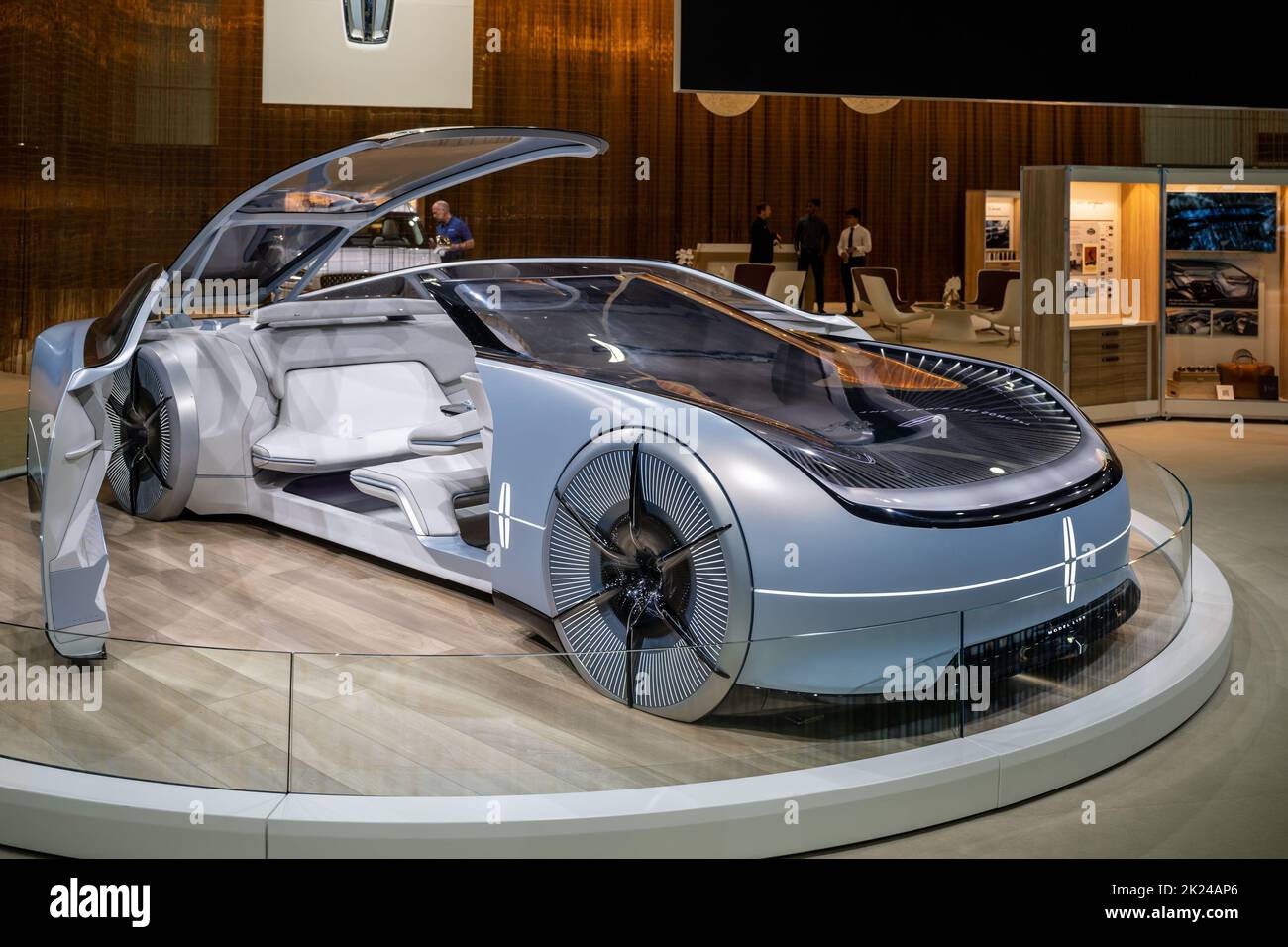 DETROIT, MI/USA - 15 SEPTEMBRE 2022 : un prototype Lincoln L100 EV au salon international de l'auto de Detroit (NAIAS). Banque D'Images
