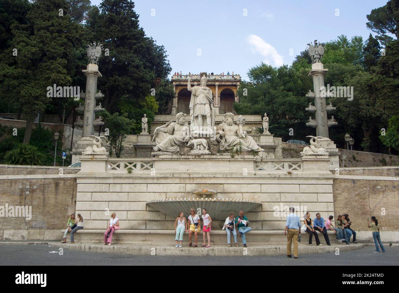 Fontana della dea di Roma auf de Piazza del Popolo en ROM, Latium, Italie Banque D'Images