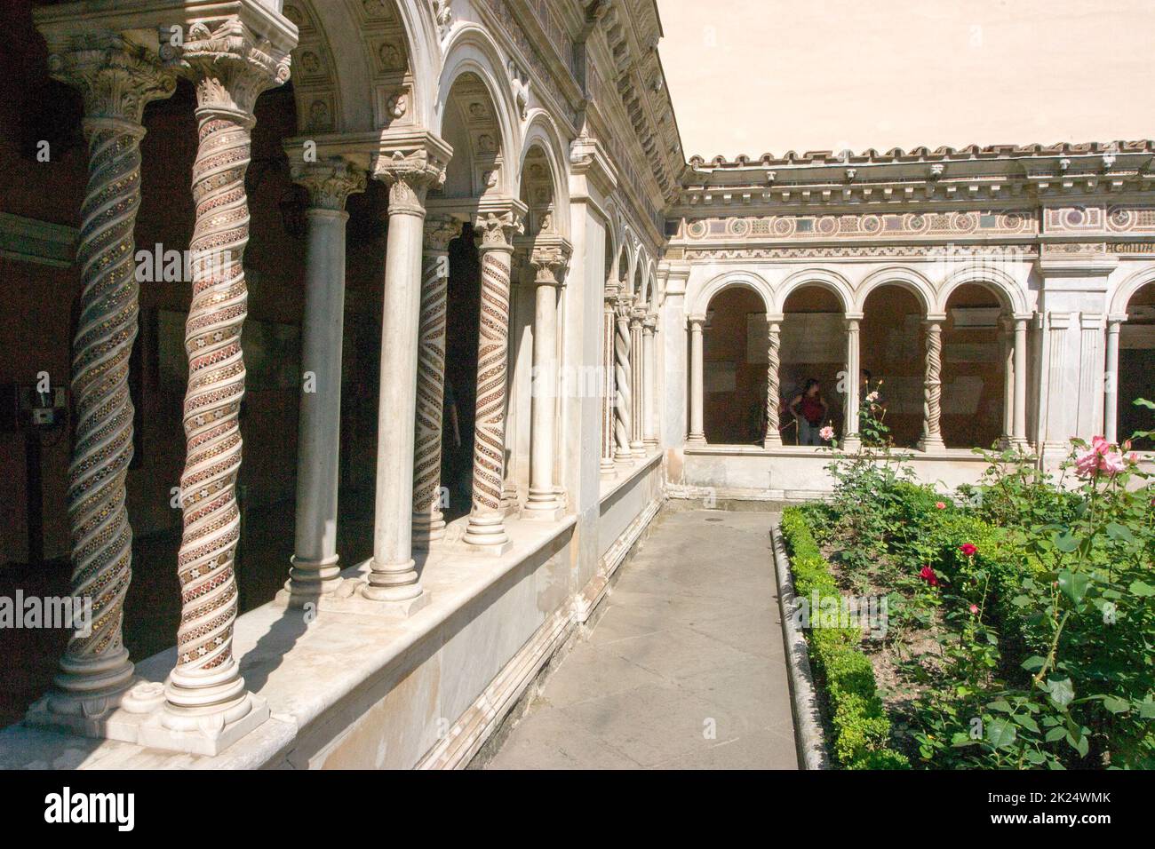 Kreuzgang des Klosters an der Basilika Sankt Paul vor den Mauern, Latium, Italie, ROM Banque D'Images