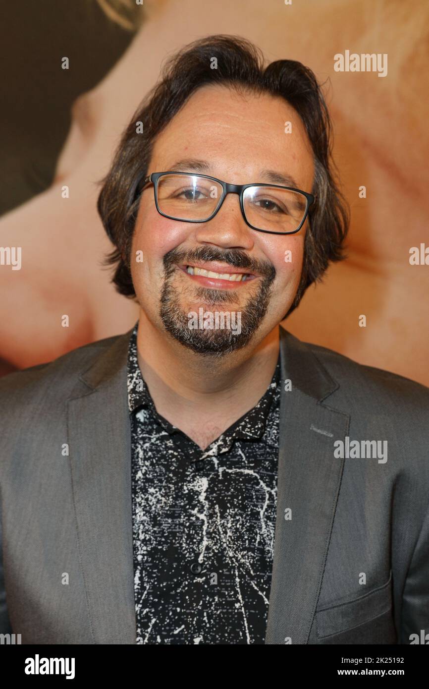 Daniel Holl, première Rabiyte Kurnaz gegen George W. Bush, Kino Lichtburg, Essen, 12.04.2022 Banque D'Images Daniel Holl, première Rabiyte Kurnaz gegen George W. Bush, Kino Lichtburg, Essen, 12.04.2022 Banque D'Images