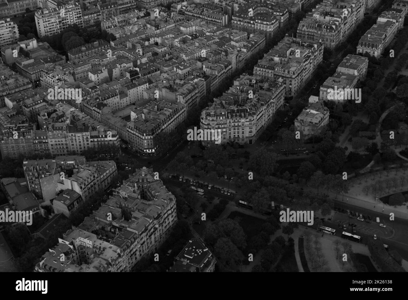 Paris toits noir et blanc Banque de photographies et d’images à haute ...