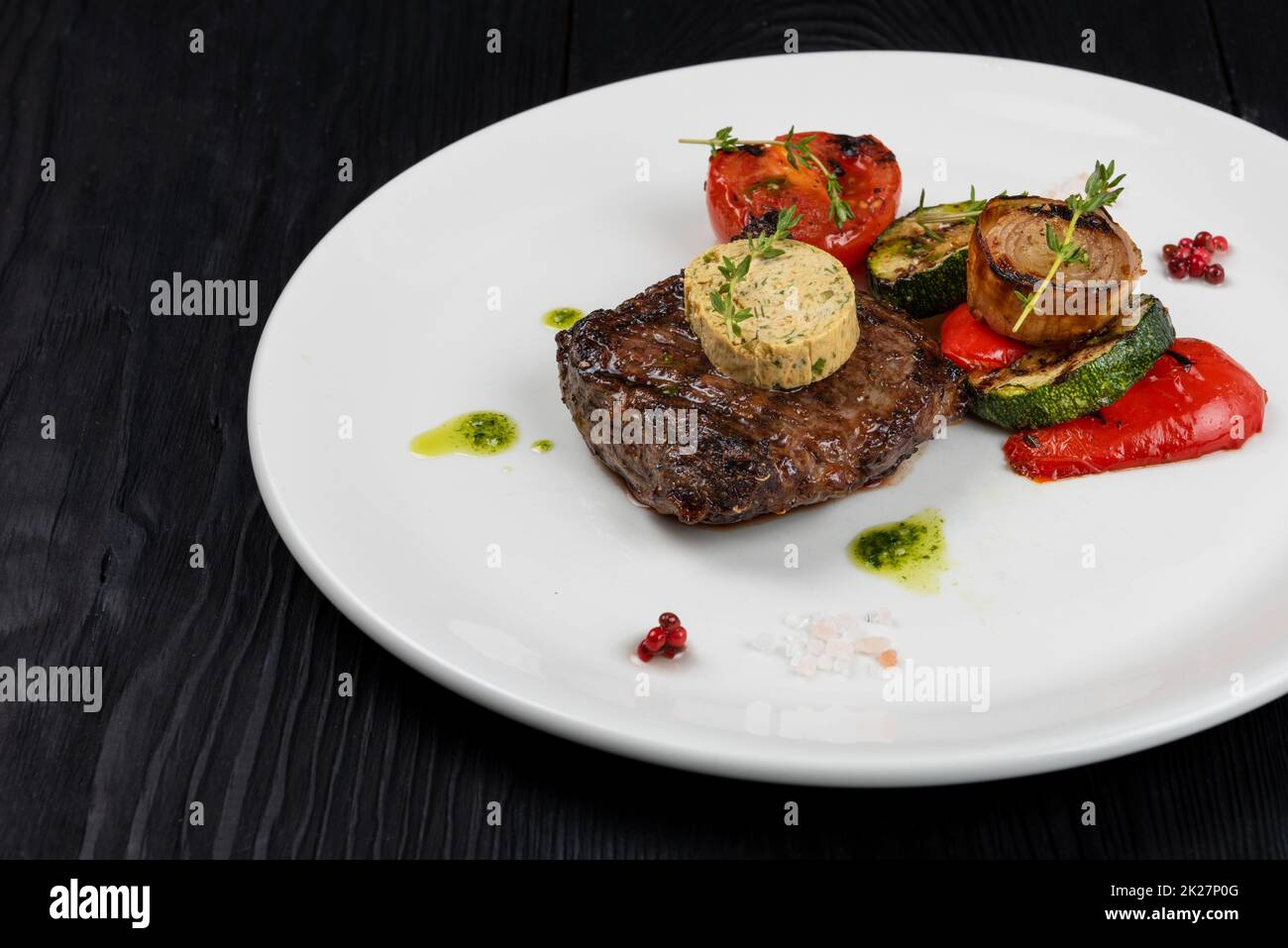 Steak Angus noir grillé Banque D'Images