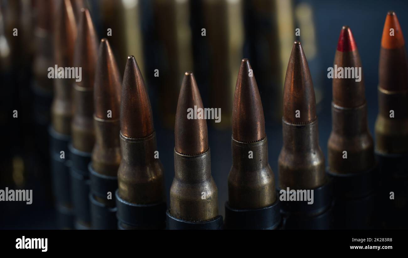 Photo de 5,56mm munitions, ceinture de balles de mitrailleuse, munitions de mitraillette Banque D'Images