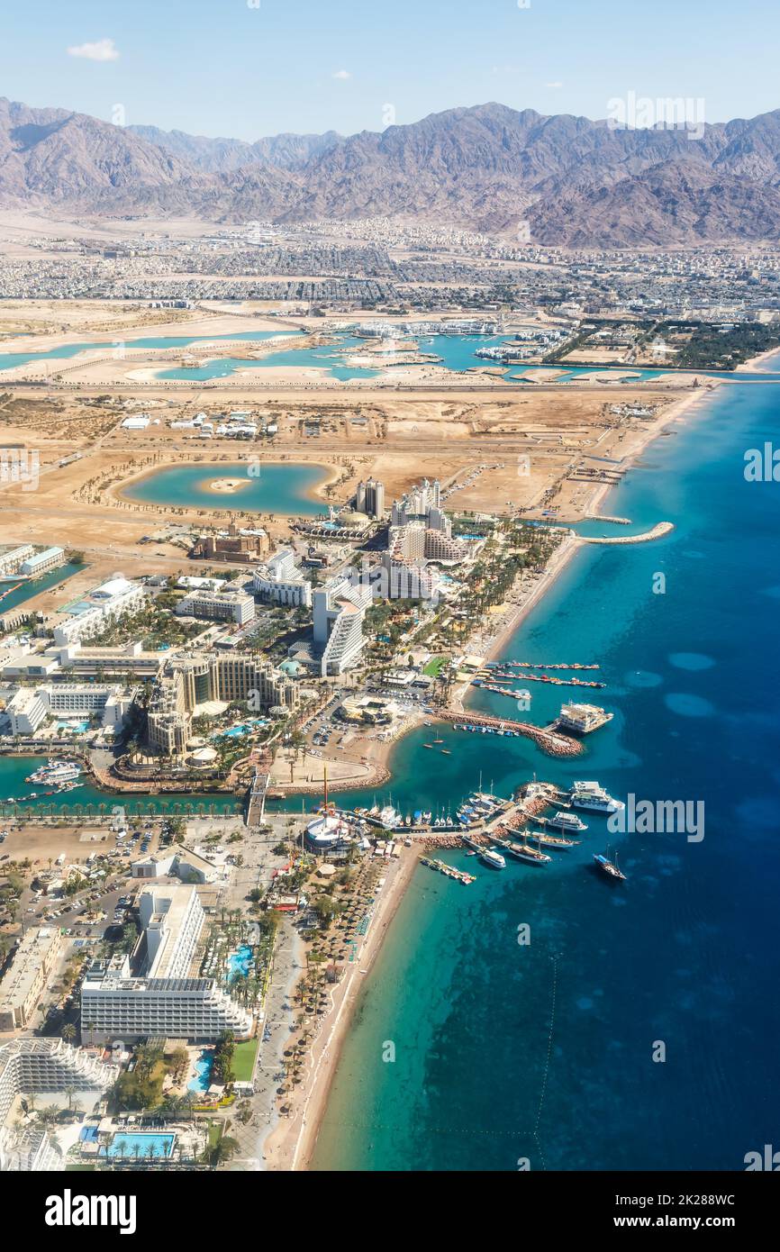 Eilat Israël plage vue aérienne photo ville portrait format Mer Rouge Aqaba voyage Banque D'Images