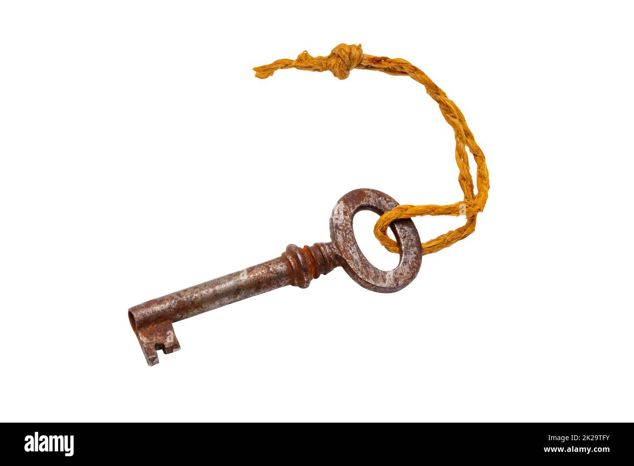 Clés vintage isolées. Gros plan d'une ancienne clé rouillée d'un ancien ...