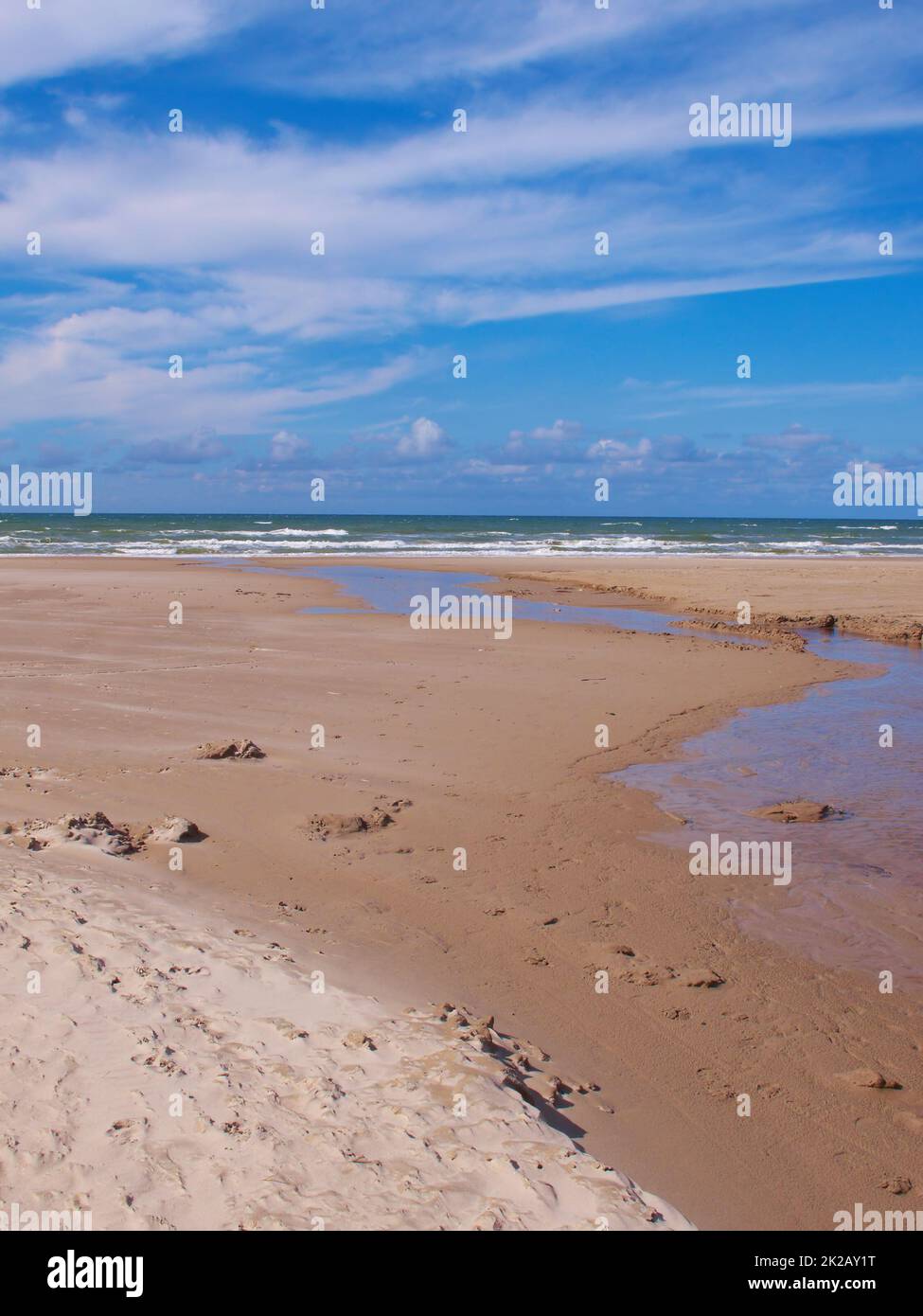 Plage, sable et océan. Plage et sable. Banque D'Images