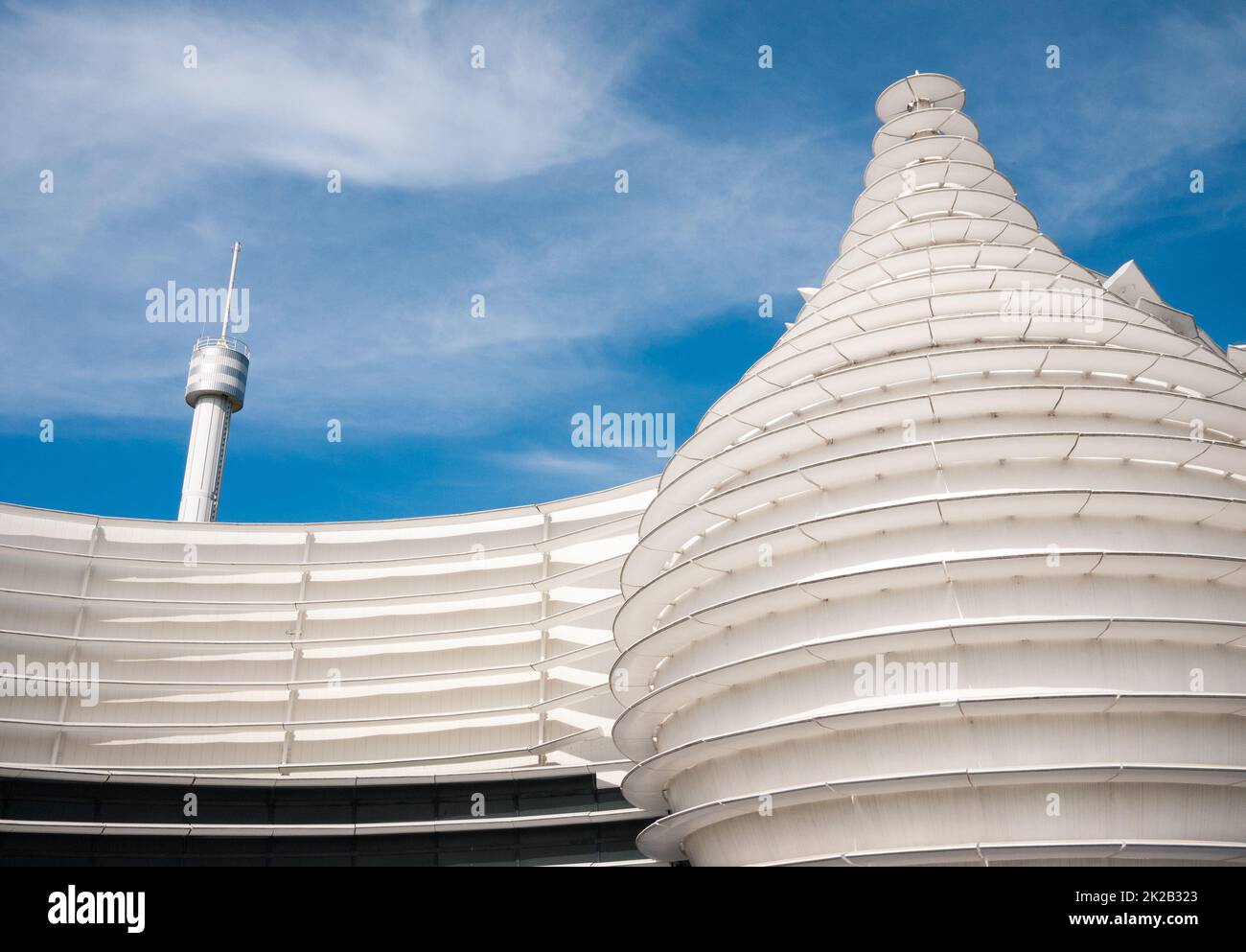 Détail du bâtiment du cinéma IMAX laser 4K au Futuroscope de Poitiers Banque D'Images