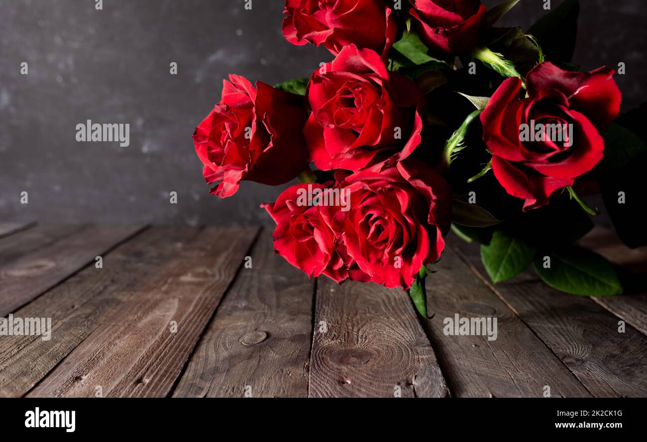 Bouquet de roses rouges pour le jour des mères Banque D'Images