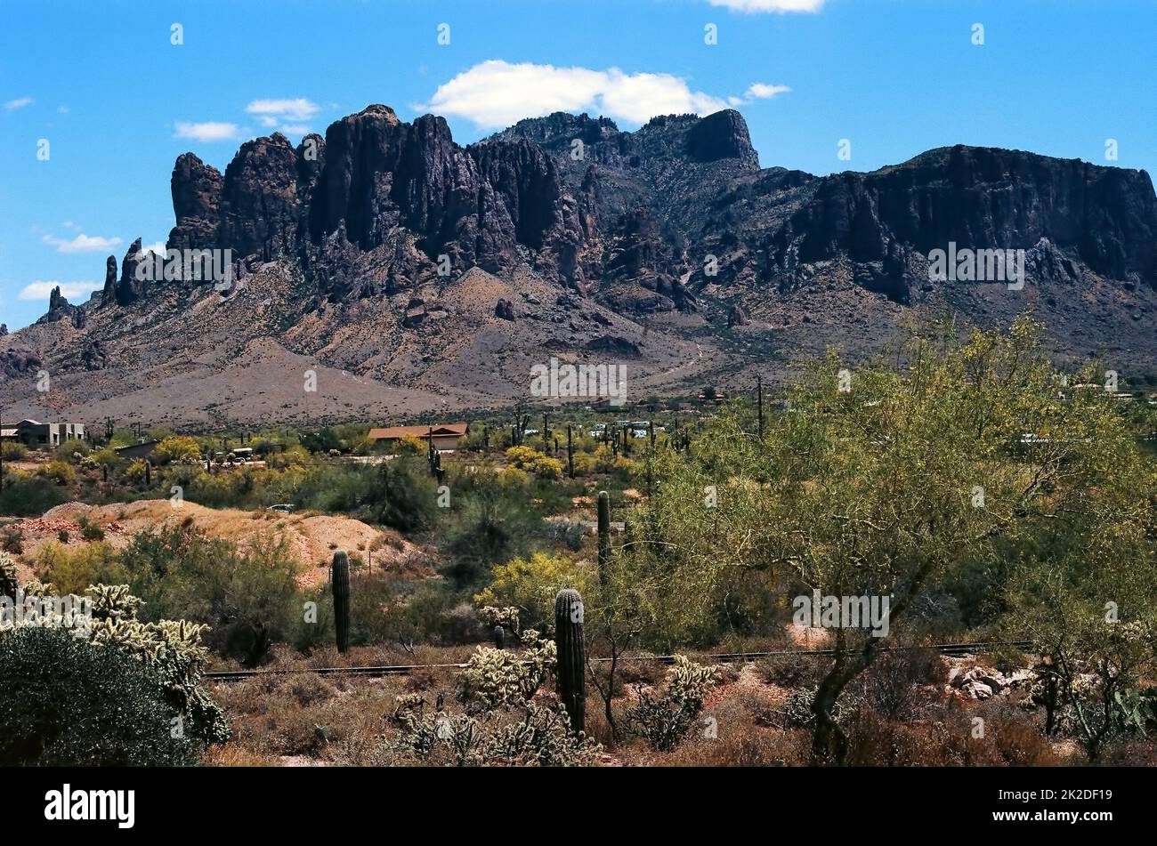 Les montagnes de la superstition en Arizona Banque D'Images