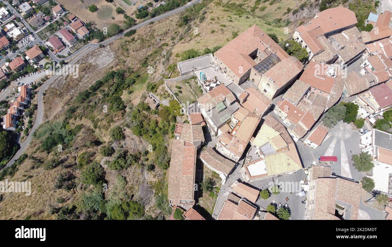 Vue aérienne de Fiumefreddo Bruzio, province de Cosenza, Italie Banque D'Images