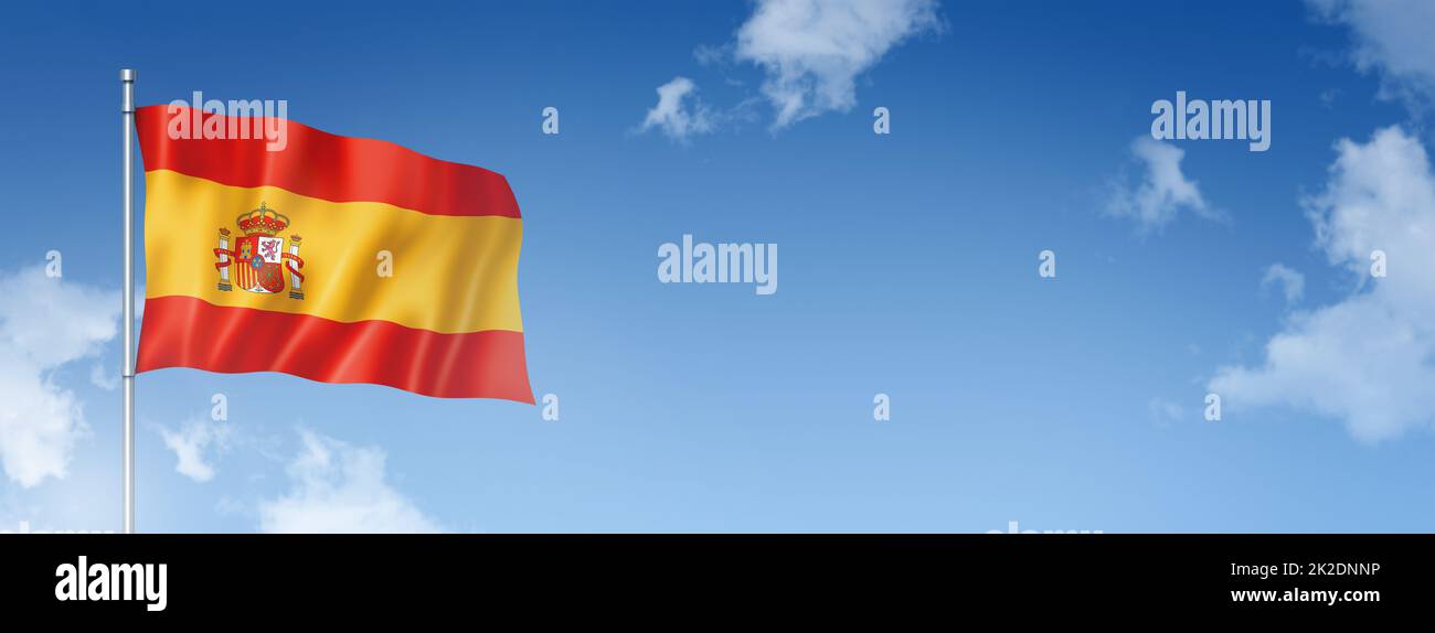 Drapeau espagnol isolé sur un ciel bleu. Bannière horizontale Banque D'Images
