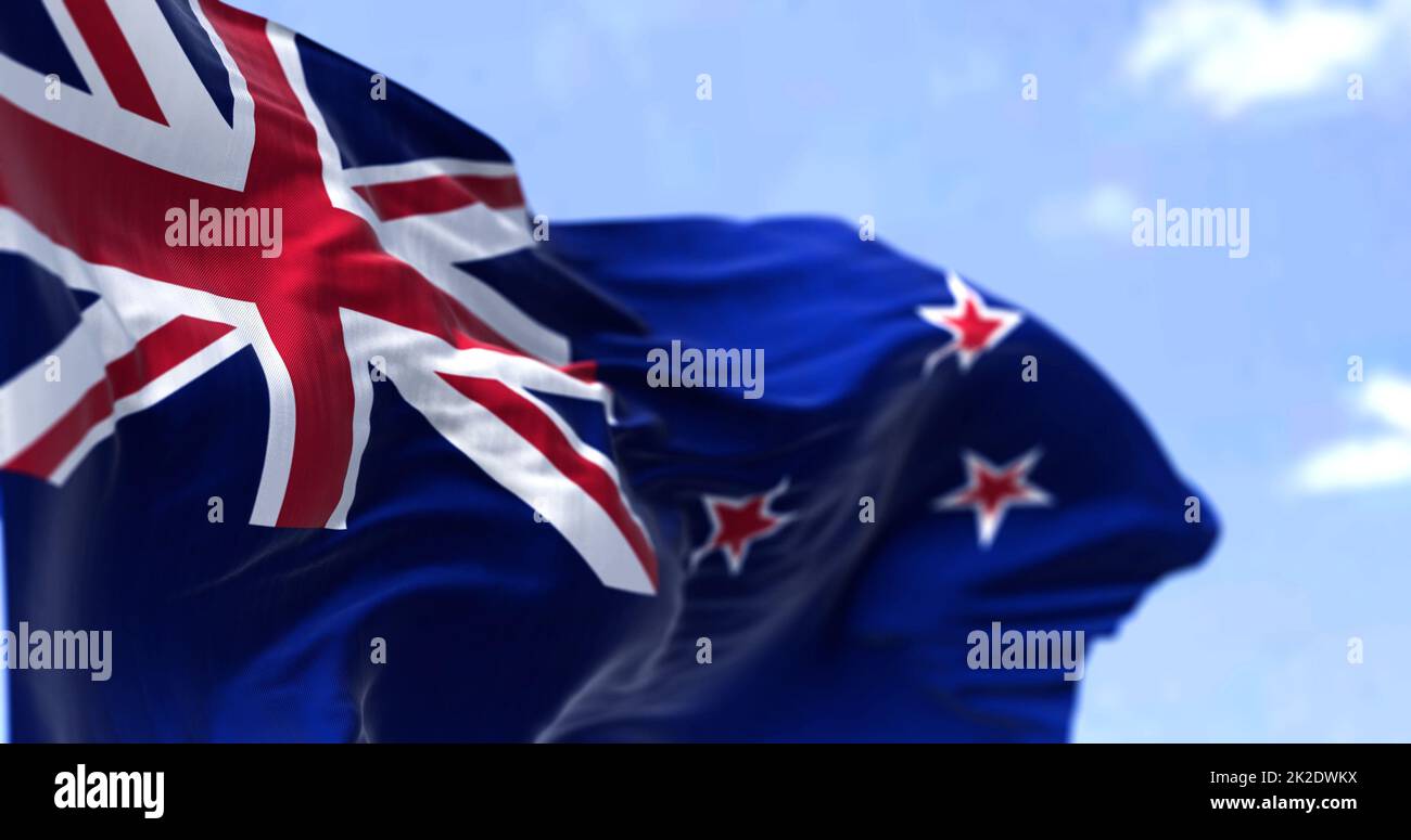 Détail du drapeau national de la Nouvelle-Zélande qui agite dans le vent par temps clair Banque D'Images