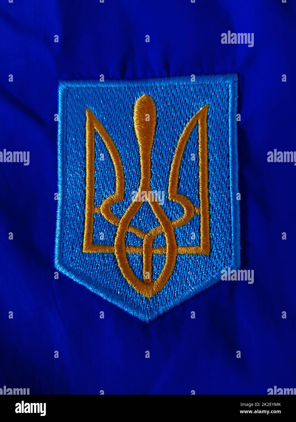 trident ukrainien brodé Banque D'Images