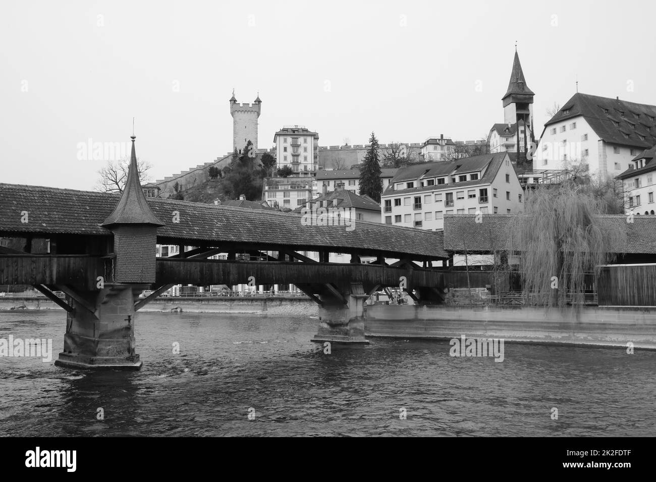 Pont de la Spreuer, pont en bois historique de Lucerne. Banque D'Images