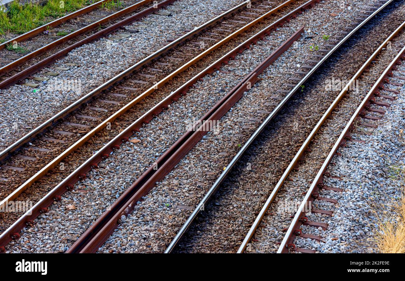 Anciennes voies de train rouillées Banque D'Images