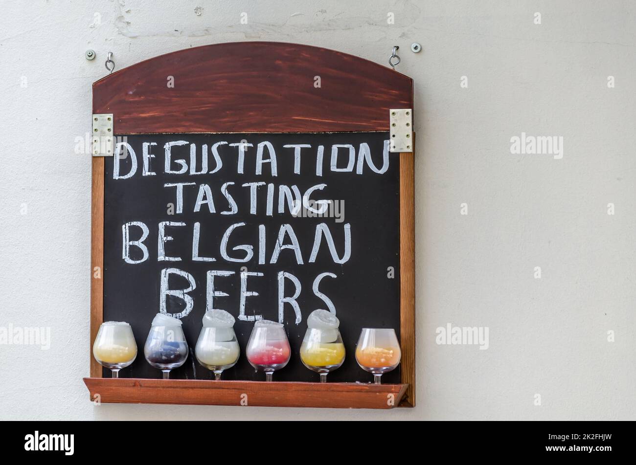 Panneau de dégustation de bière belge sur le mur Banque D'Images