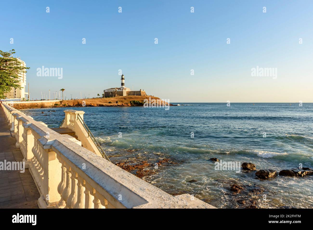 Phare de Barra (Farol da Barra) l'un des principaux bâtiments historiques et lieu touristique de la ville de Salvador Banque D'Images