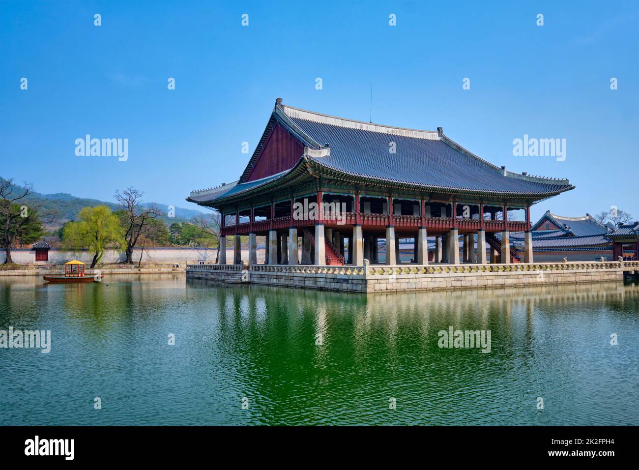 Pavillon Gyeonghoeru Banquet Royal Hall de Gyeongbokgung, Séoul Banque D'Images