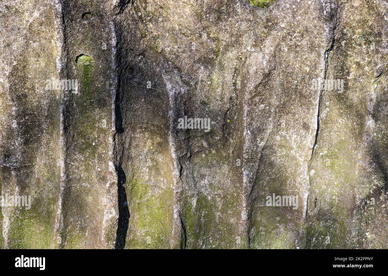 Vieux murs en béton sur des bâtiments modernes et houstoriques avec des fissures et beaucoup de structure en haute résolution. Banque D'Images