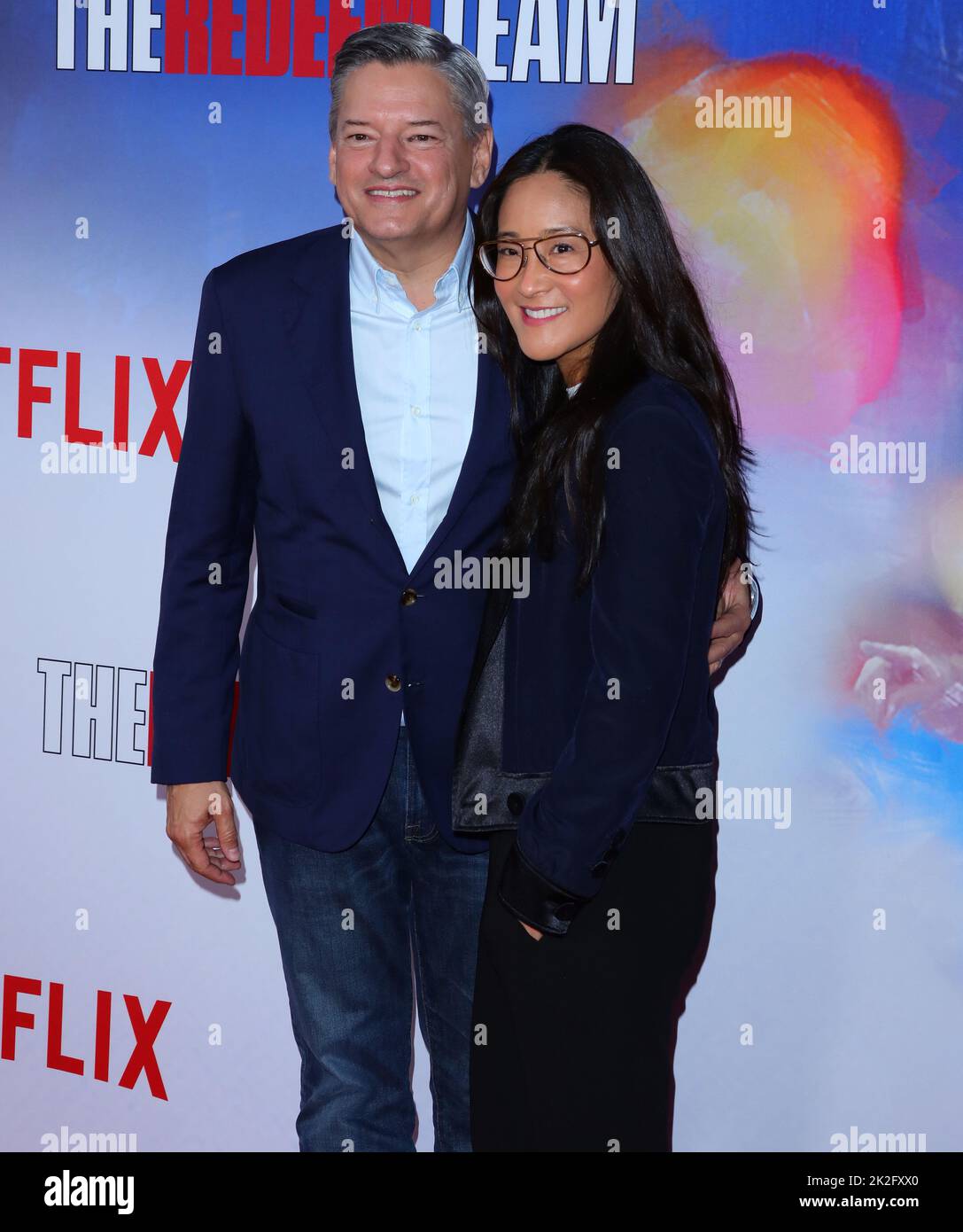 Hollywood, États-Unis. 22nd septembre 2022. Lisa Nishimura, Ted Sarandos arrive au screening spécial de Netflix L'ÉQUIPE DE RACHAT qui s'est tenue au Théâtre Tudum à Hollywood, CA, jeudi, 22 septembre 2022 . (Photo de Juan Pablo Rico/Sipa USA) crédit: SIPA USA/Alay Live News Banque D'Images