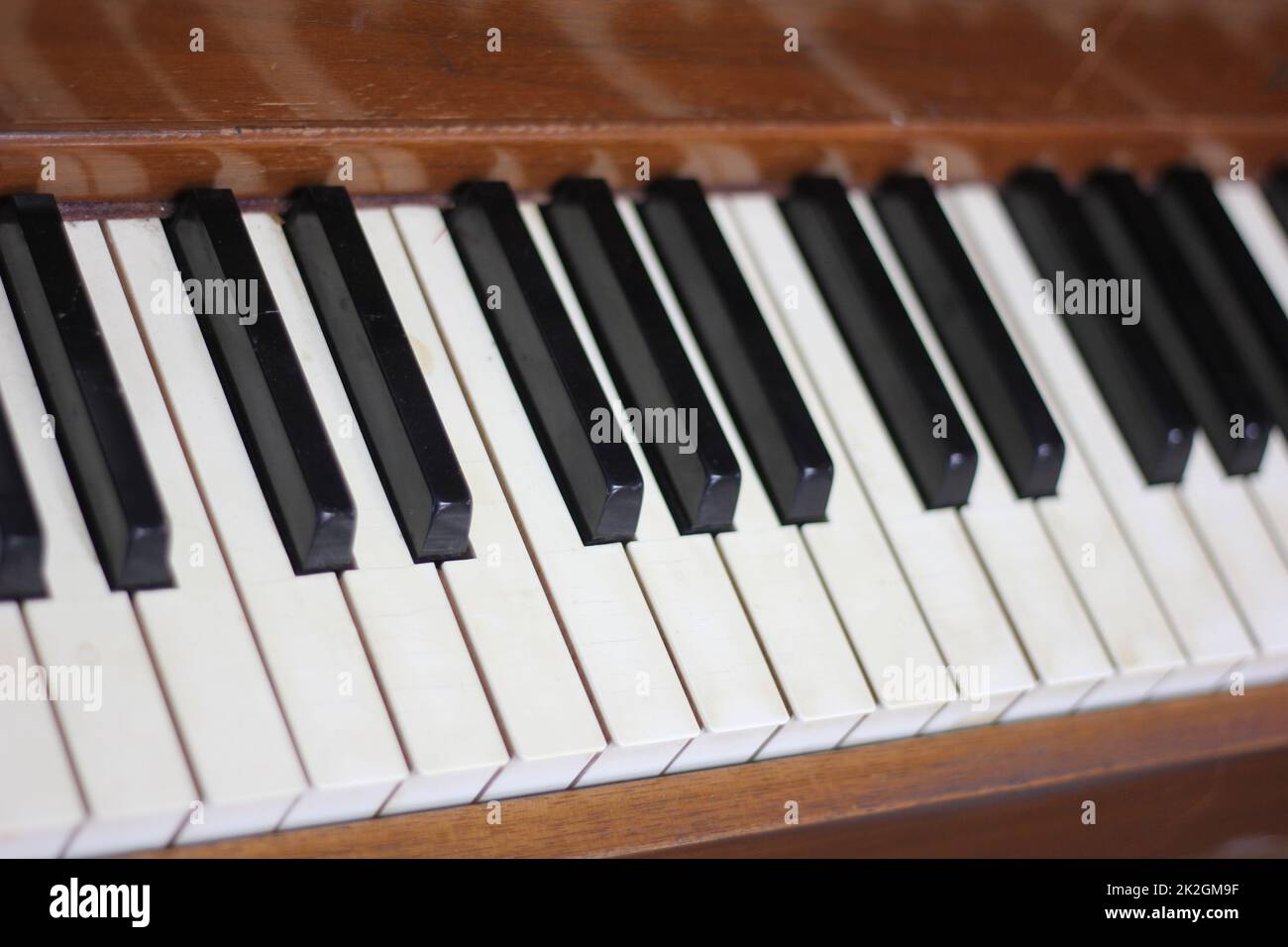 Piano vintage gros plan sur les touches de piano Banque D'Images