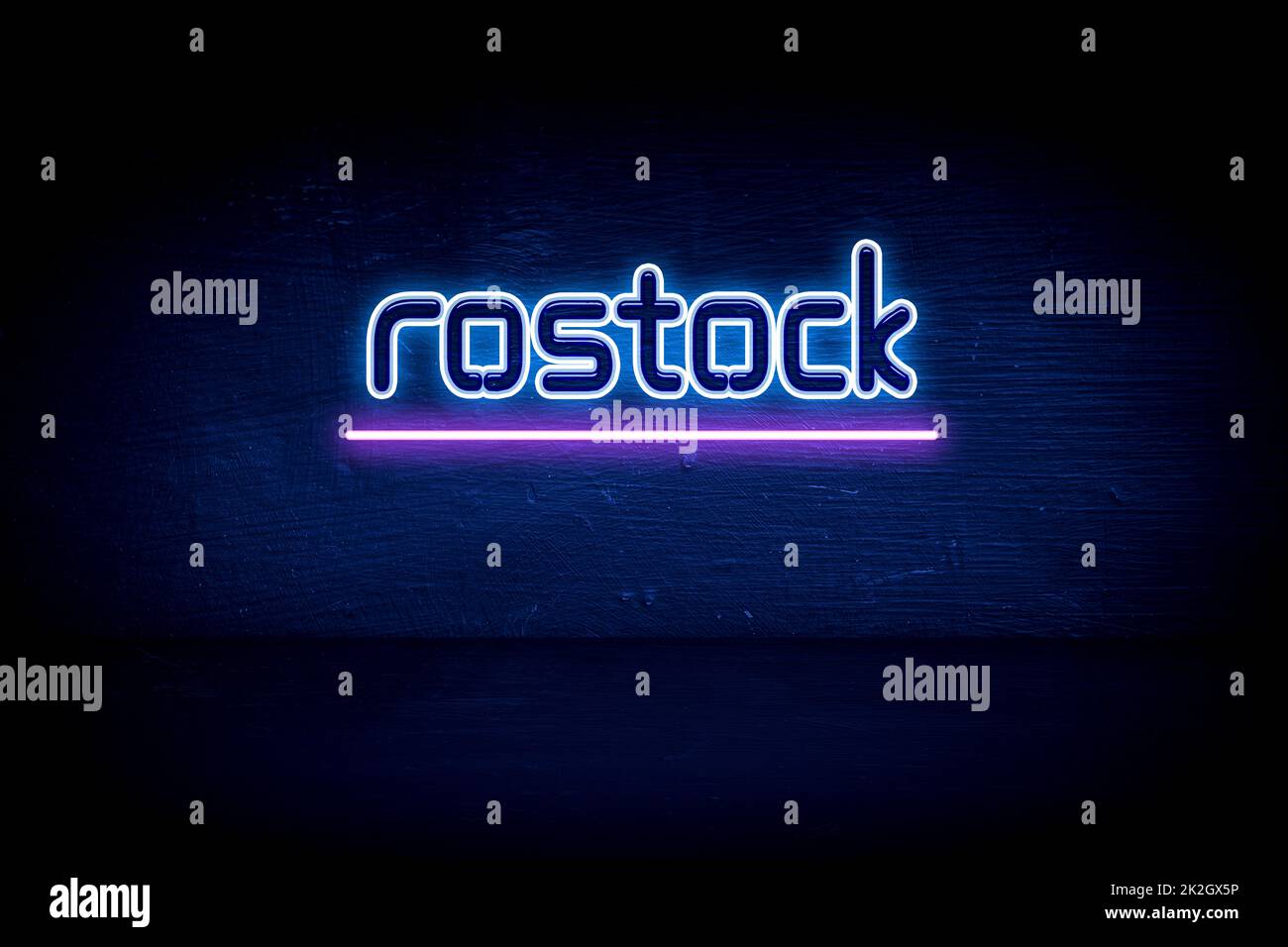 Rostock - panneau d'annonce au néon bleu Banque D'Images