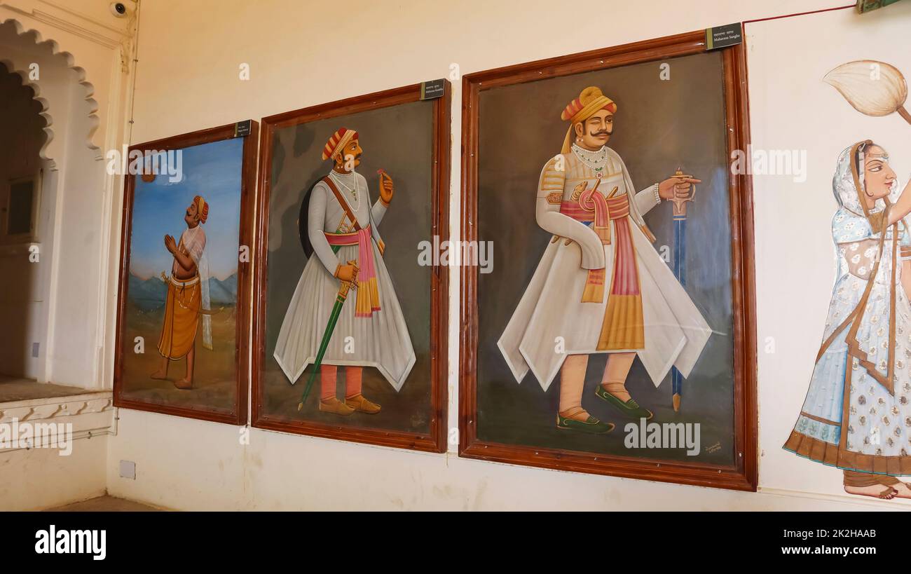 Tableaux de Bappa Rawal, Maharana Sanga et Maharana Kumbha à l ...