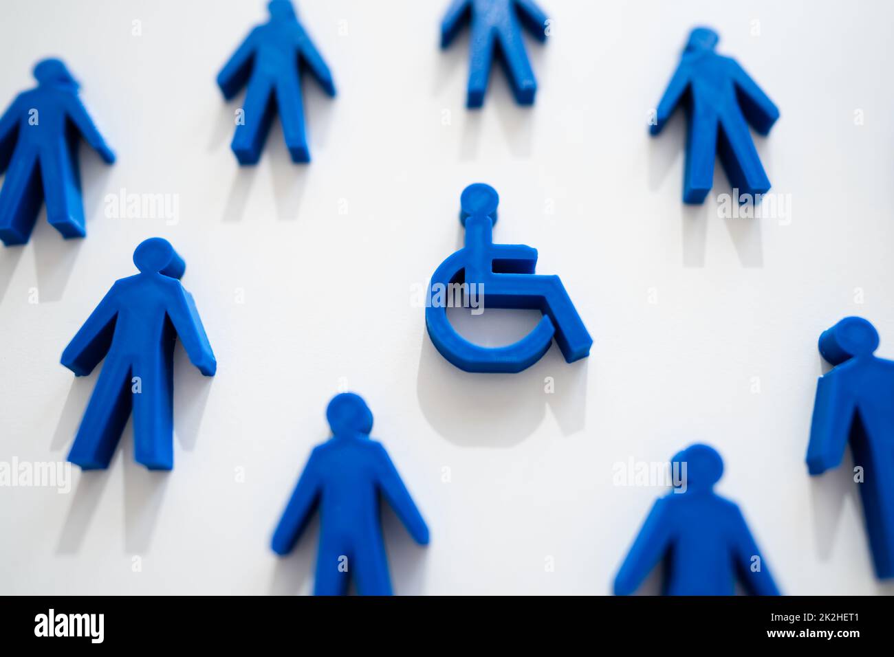 Notion d'inégalité sociale et de discrimination. Personne handicapée Banque D'Images