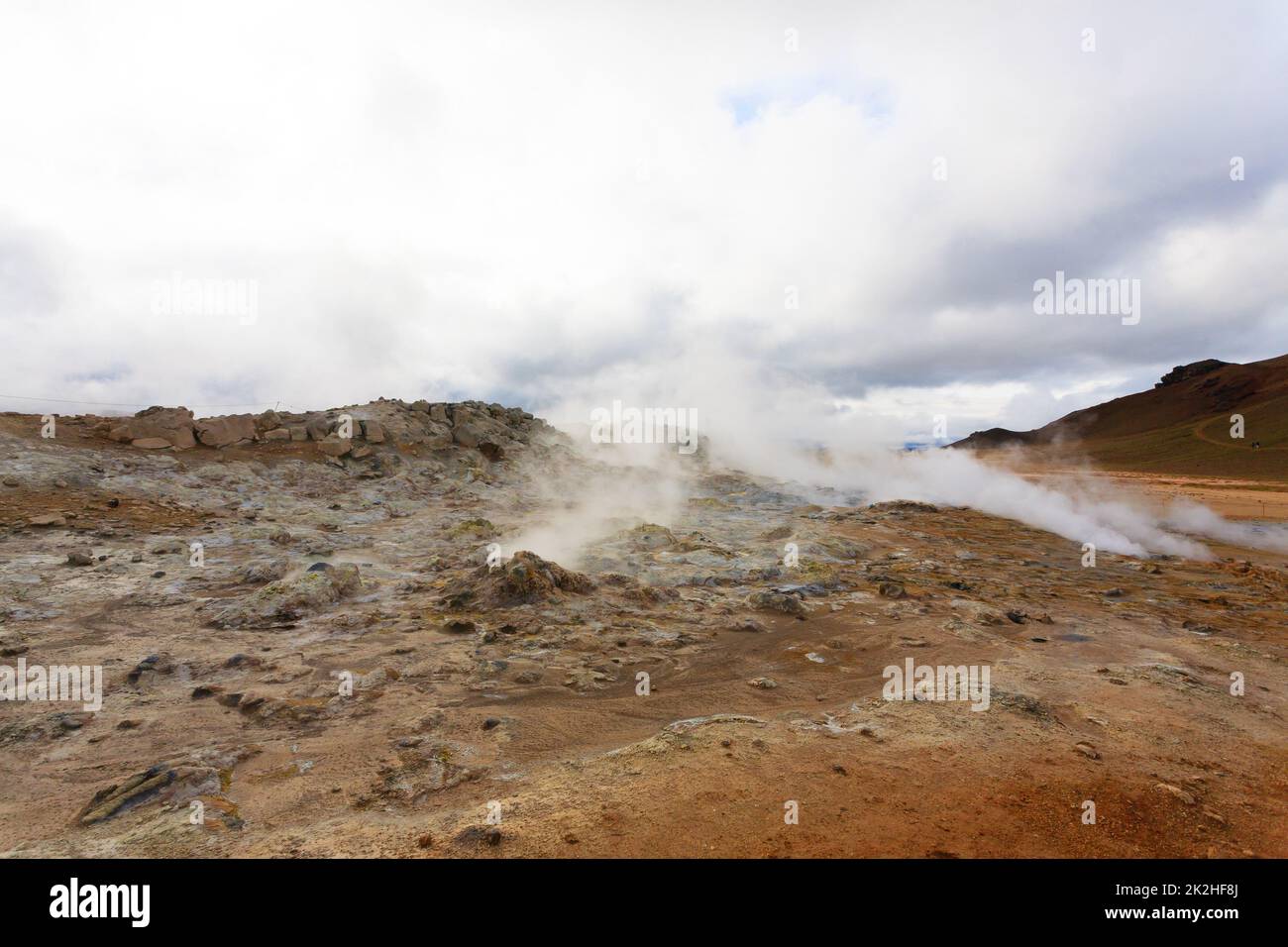 Hverir boue pools vue sur la journée, site d'intérêt de l'Islande Banque D'Images