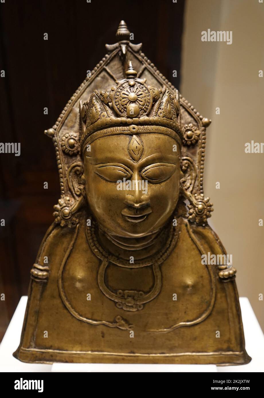 Tête en laiton du dieu hindou Shiva (Shiva). Vallée de Kullu, l'Himachal Pradesh, en Inde. 13ème -14ème siècle ap. Banque D'Images