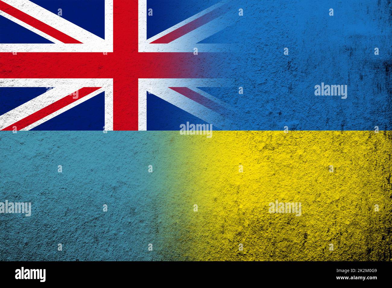 La République de Fidji drapeau national avec drapeau national de l'Ukraine. Grunge l'arrière-plan Banque D'Images