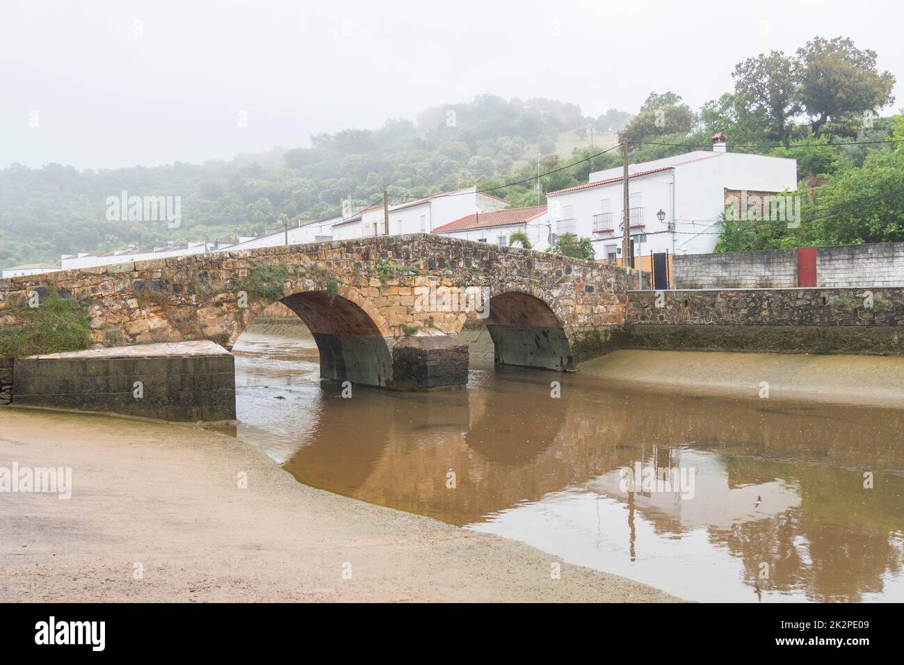 Pont romain en pierre de San Nicolas del Puerto (Séville, Espagne) Banque D'Images