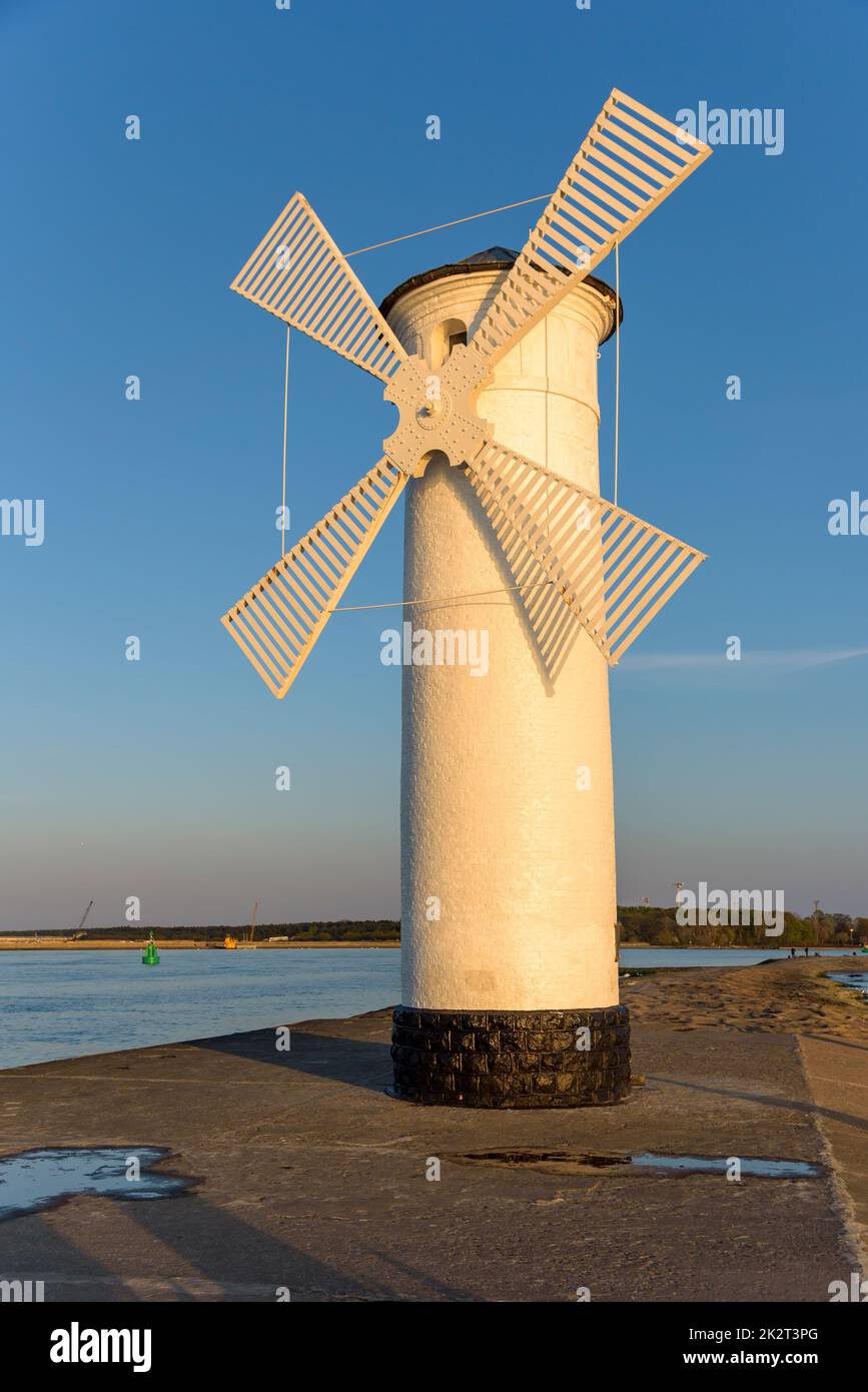 Stawa Mlyny symbole officiel de Swinoujscie au coucher du soleil Banque D'Images
