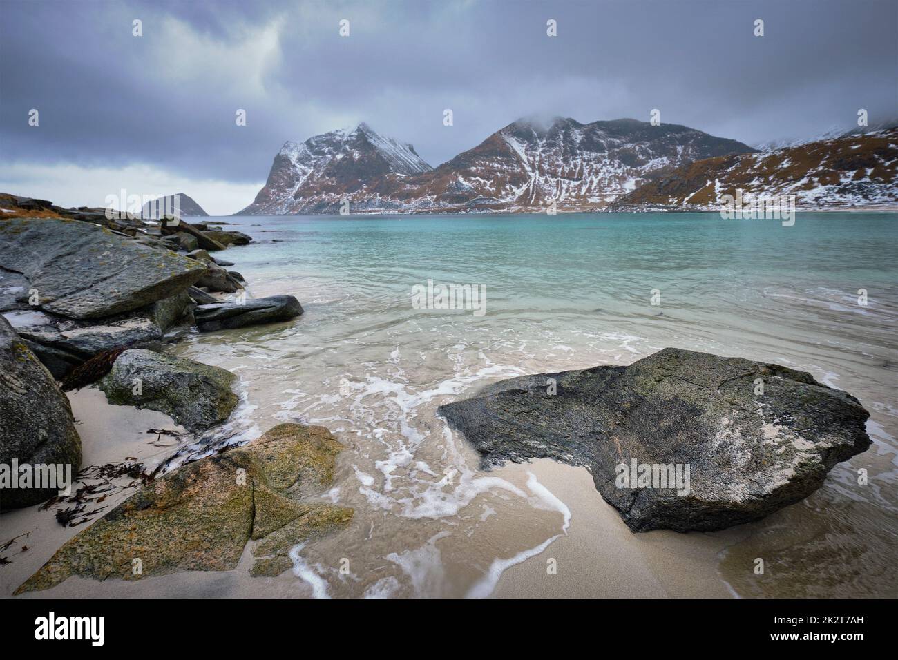 Côte Rocheuse de fjord en Norvège Banque D'Images