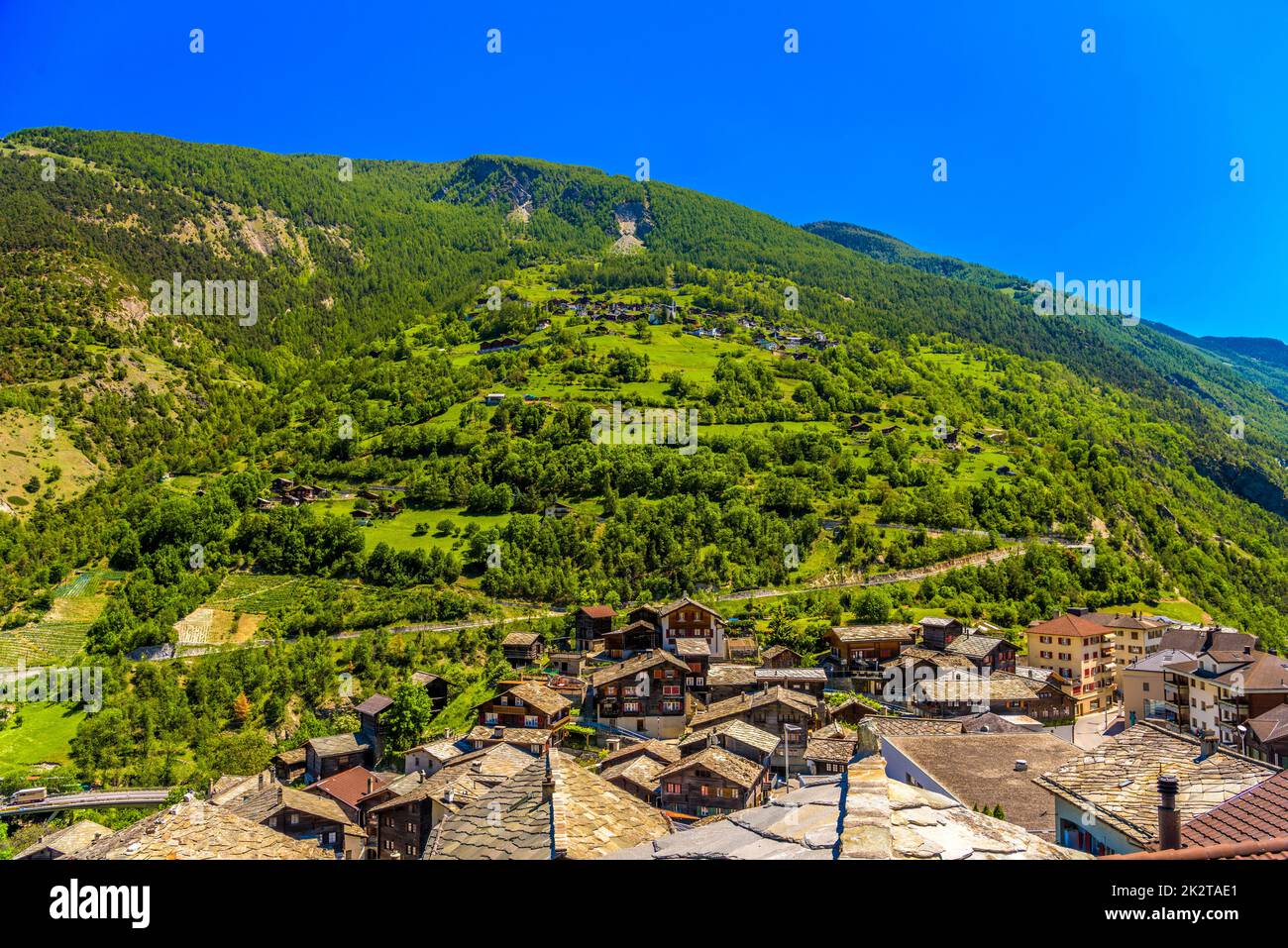 Village des Alpes suisses dans la vallée des montagnes, Stalden, Staldenried, VI Banque D'Images