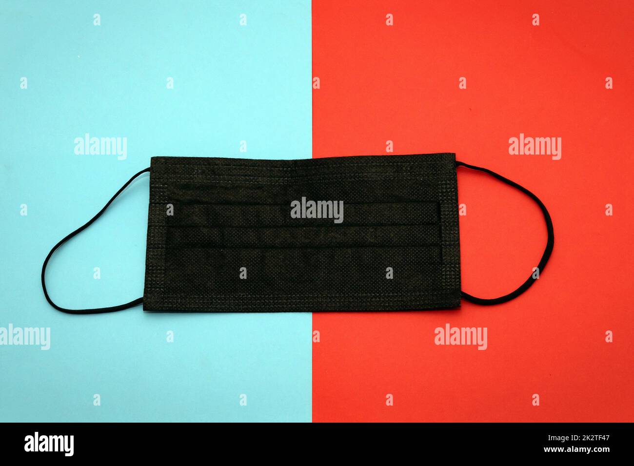 Masque chirurgical de protection noir Banque D'Images