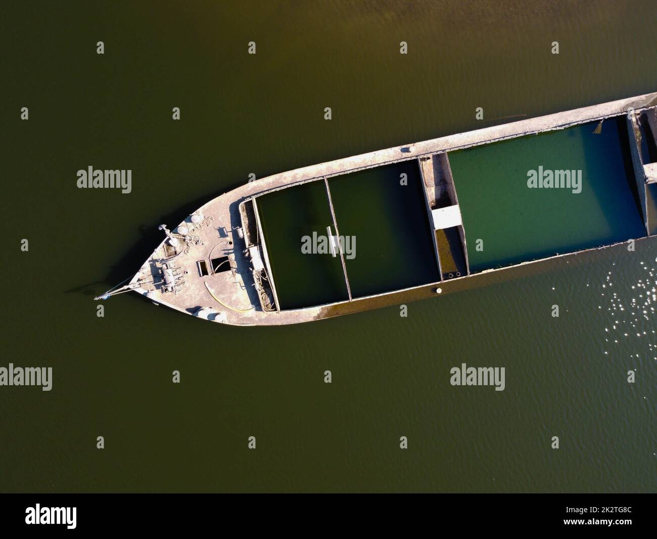 Navire coulé dans la seconde guerre mondiale. Gualtieri, Italie Banque D'Images
